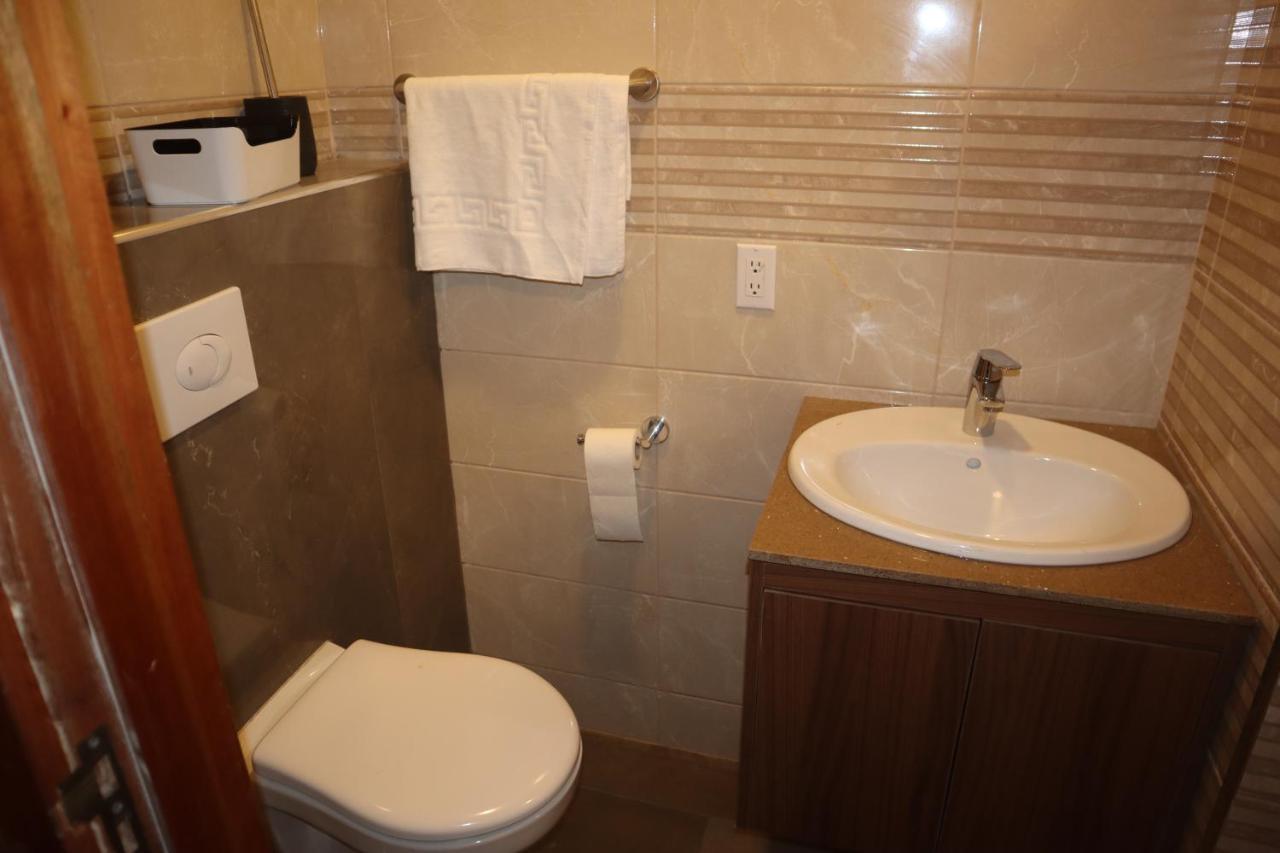 Empire Apartments Su 2 Marthastraat Paramaribo Esterno foto