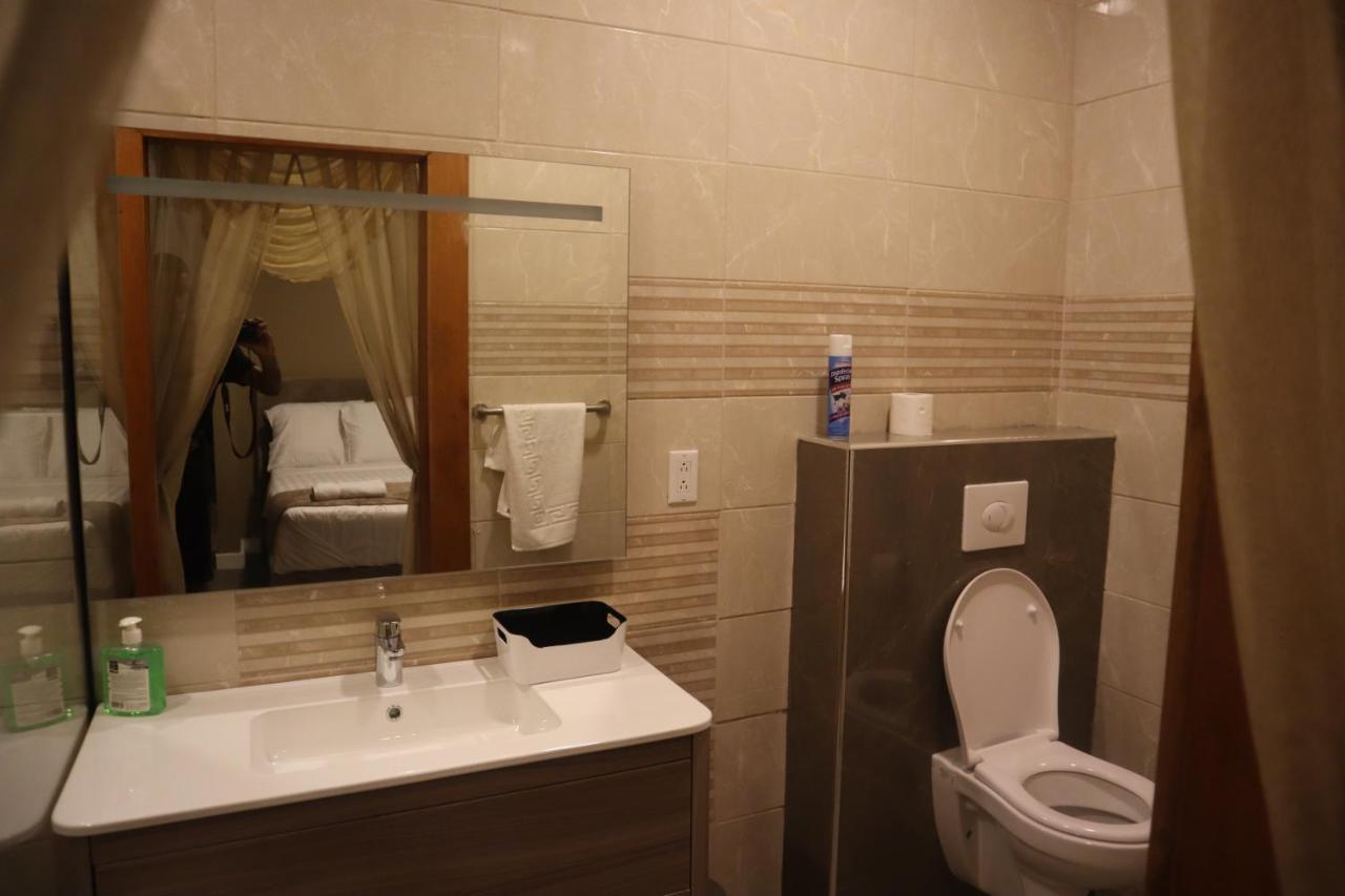 Empire Apartments Su 2 Marthastraat Paramaribo Esterno foto